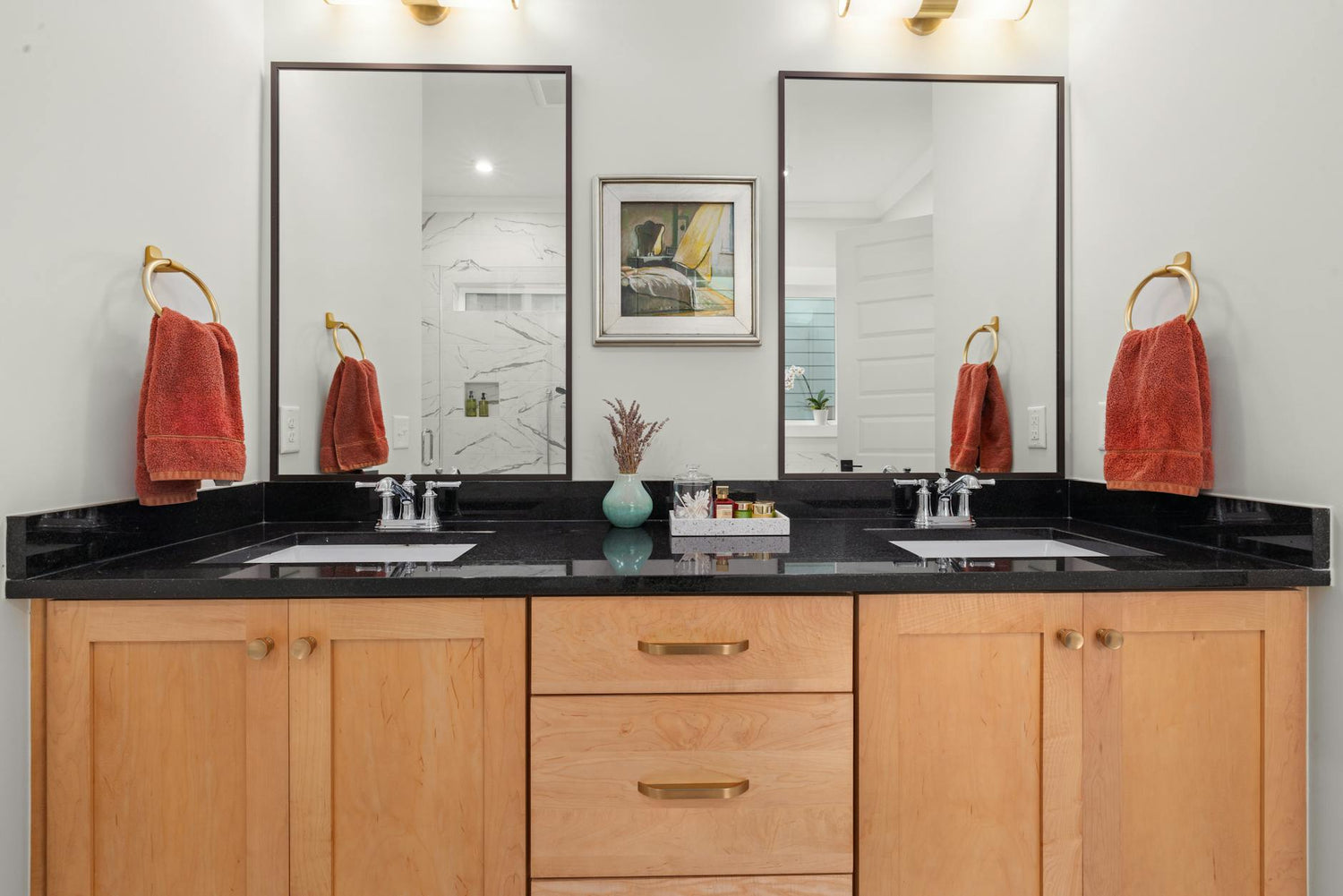 Meuble sous-vasque dans une salle de bain, Maison Vasque